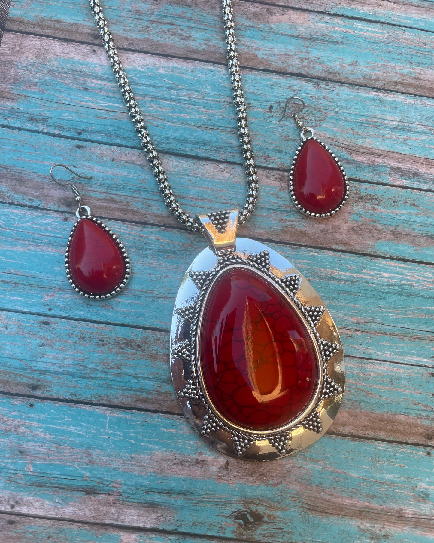 Pave Stone Teardrop Pendant Necklace Set