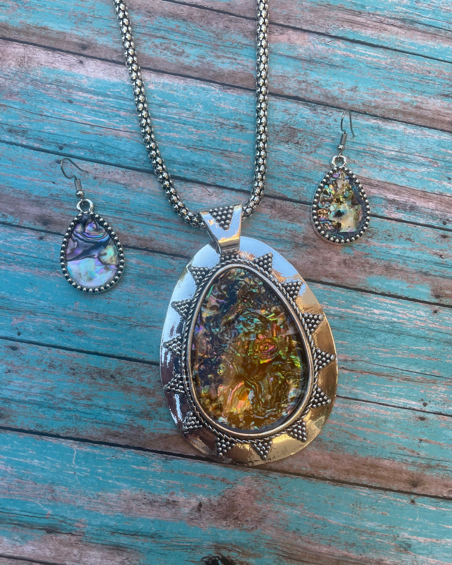 Pave Stone Teardrop Pendant Necklace Set