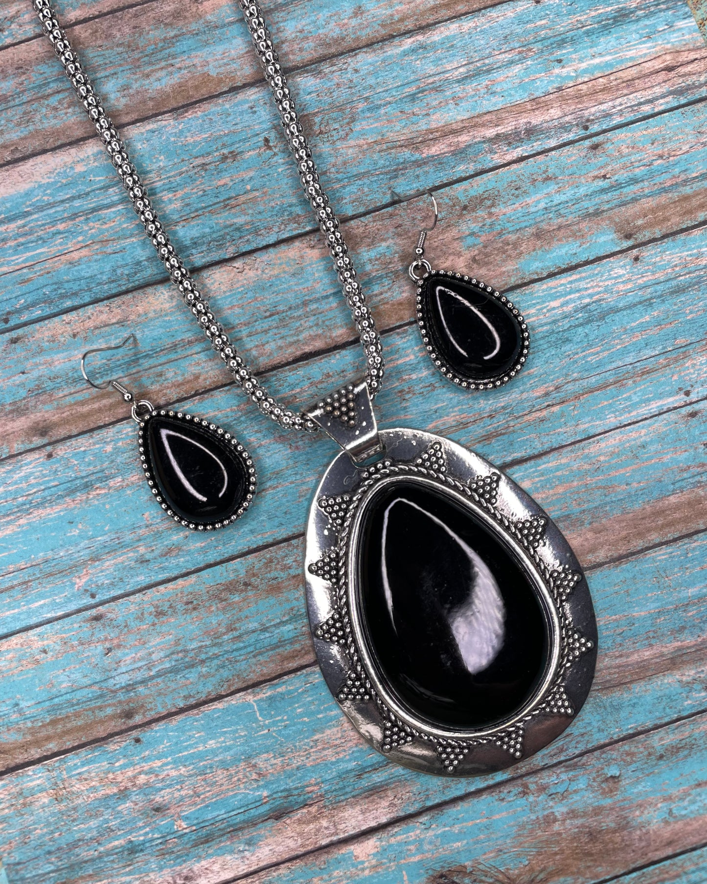 Pave Stone Teardrop Pendant Necklace Set